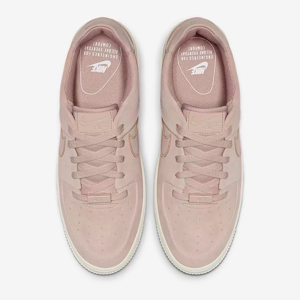 Nike WMNS Air Force 1 Sage Low
Platform Sneakers
Particle Beige/Phant
AR5339-201 - Picture 12 of 16